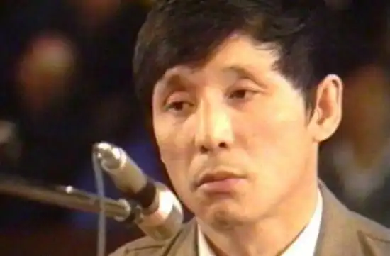 从瓦砖工人到黑老大,可以说他是"夜夜做新郎",但善恶终有报