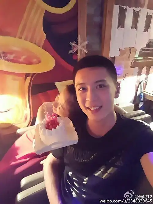 这是杨鸣的老婆吗