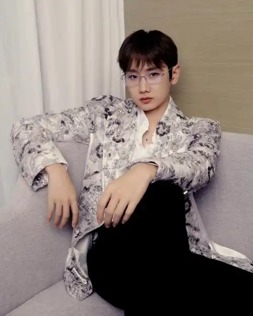 微博之夜##汪苏泷微博年度品质唱作歌手