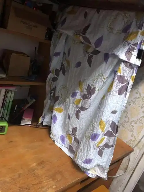 因同学矛盾,大学生寝室筑三八线——父母别把孩子照顾得太精细