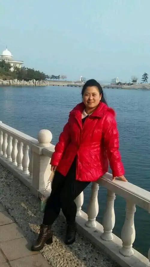 33岁离异女征婚照片(id:74644646)_山东威海征婚交友_珍爱网