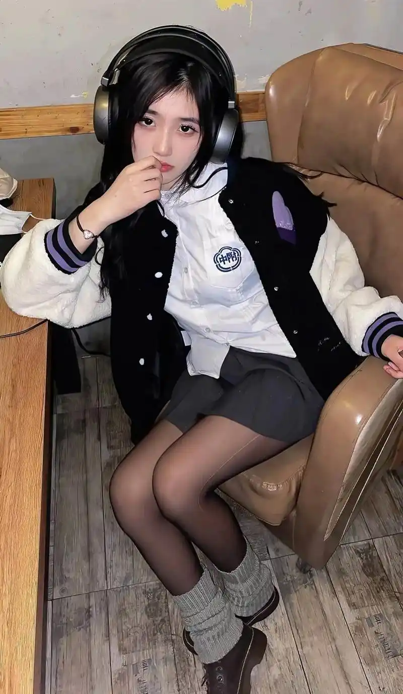 好看的小姐姐 #刷到我你的号算是养成了 #大长腿 #是你的 - 抖音