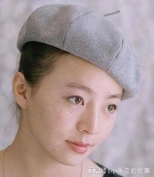 不要看如今的宋丹丹很潦草当年的她漂亮到倪萍都被比下去了