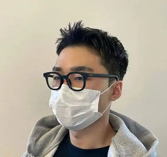 2021年夏季3款流行清爽男发图鉴,剪完清新帅气,很值得一剪_发型_男生