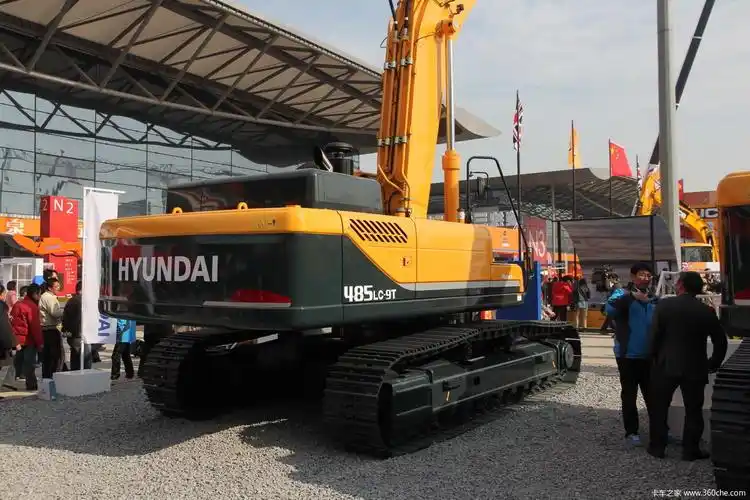 现代重工挖掘机