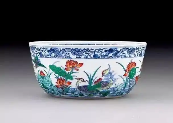 民国时期青花瓷器小碗(瓷器藏家必知的11款瓷碗器形)(7)