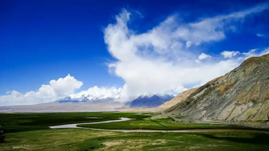 被世人遗忘的冰山之父藏在云端的中国最美雪山
