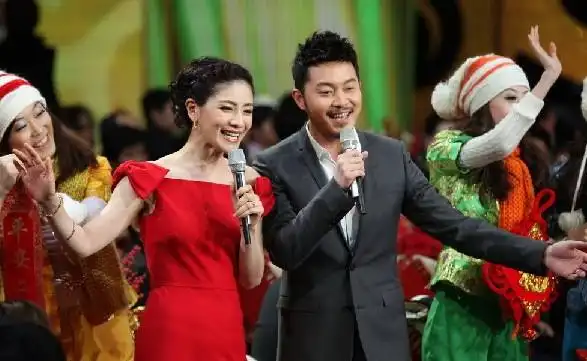 打造无广告龙年春晚 2012春晚全程图片回顾