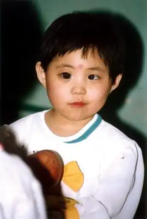 秋云的童话:天津日报女儿的成长纪录(组图)