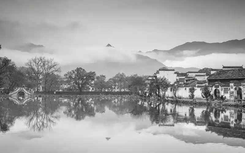唯美朦胧黑白风景图片电脑壁纸