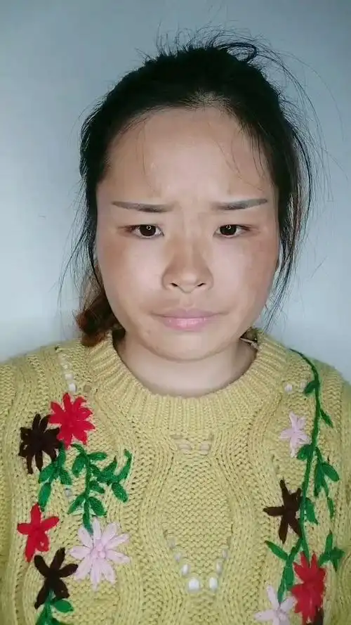 全村都笑我丑!化个妆立马变村花!