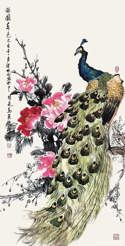 两位画家画孔雀,翩翩之姿绝美