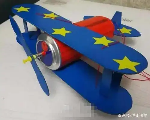 简单易拉罐废物利用 自制飞机模型的方法