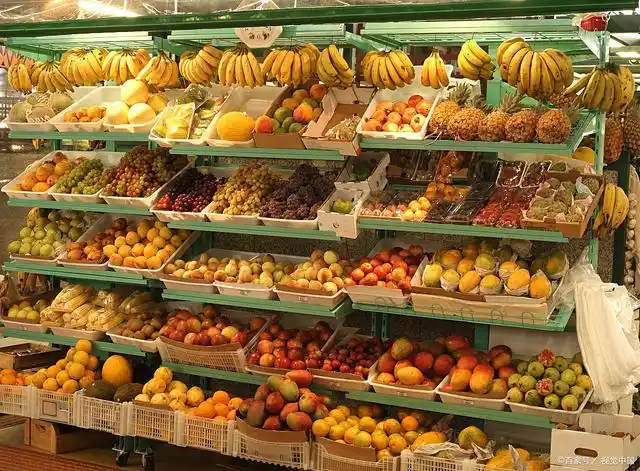 水果店开业第一天营业额8000可以赚多少钱?