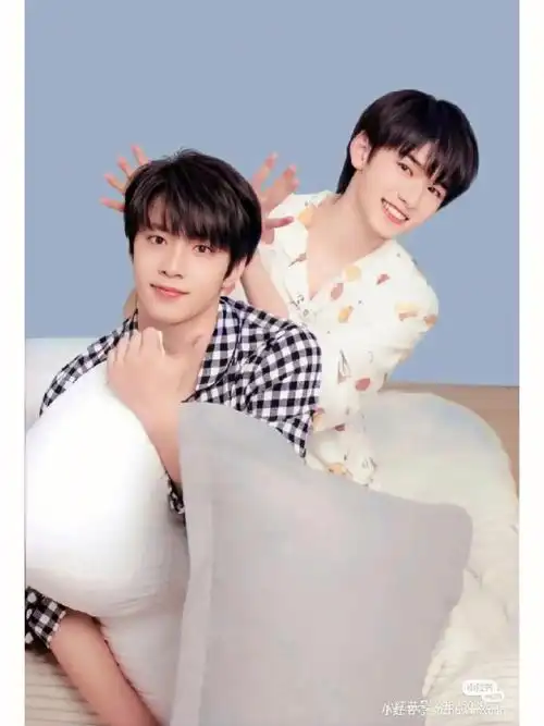 宋亚轩和刘耀文的情侣照片你们喜欢吗