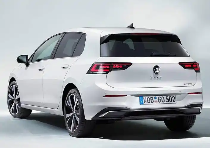 大众高尔夫gti官图发布,换装悬浮屏,搭2.0t动力