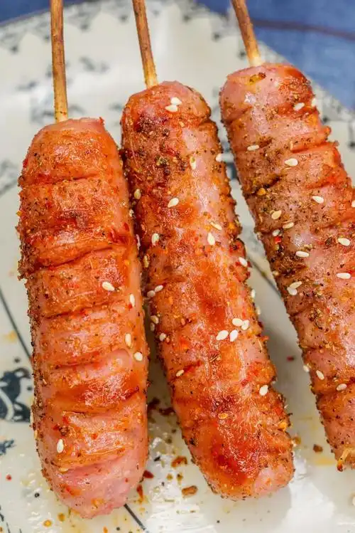 这家飞跃500公里的湛江大肥蚝烧烤餐厅,瞬间征服珠海人!