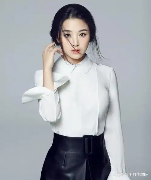 "巴渝之地"盛产明艳美女 这10位四川籍顶级貌美女明星灵气秀美