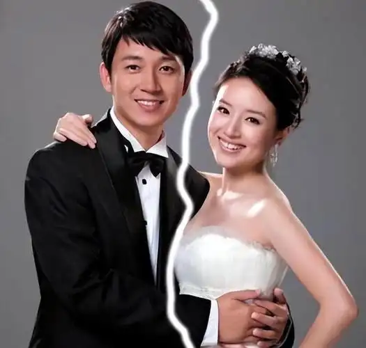 曾经的金童玉女,董洁和潘粤明,如今已经无法再像以前那样见面并微笑了