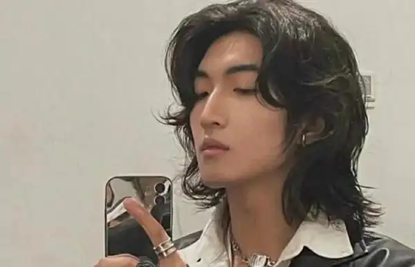 男生长发烫什么发型好看