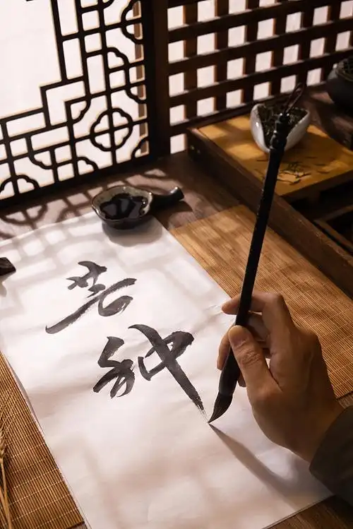 芒种,手拿毛笔写字,书法,中国文化图片下载