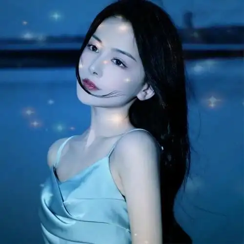 星星系女生头像