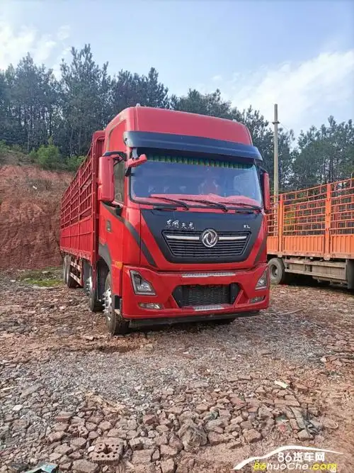 东风商用车天龙天龙kl前四后八高栏货车