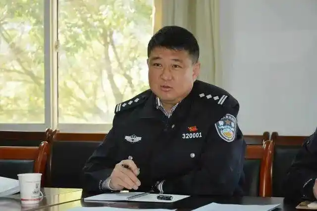 尹保江同志调度青铜峡市扫黑除恶六清行动推进情况