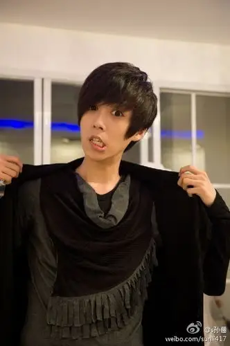 timez的队长孔舒航是不是有点像李弘基?