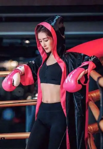 最辣运动!kok评出十大偏爱拳击的女明星,打拳比男生还man