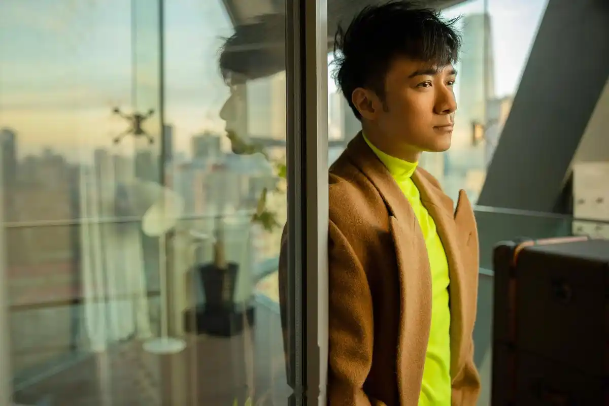 古巨基美图福利来袭,祝大家元宵节快乐～古sir即将空