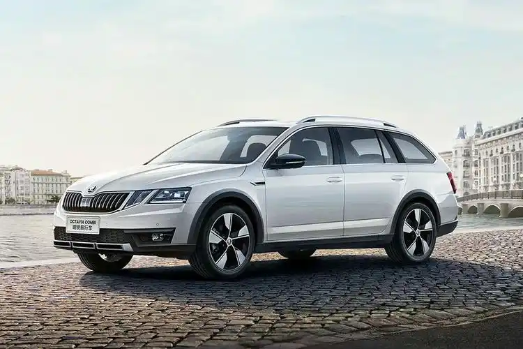 子弹说车丨操控与实用合一15万级紧凑级旅行轿车导购