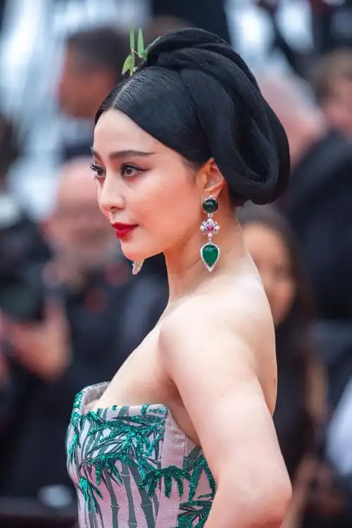 范冰冰##戛纳电影节##戛纳红毯还得看女明星##戛纳红毯