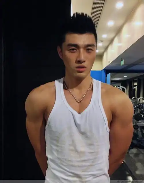 【转载】一线名媛------徐浩瀚