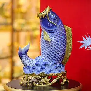 招财鲤鱼摆件图片