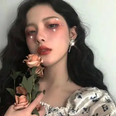 冷酷霸气女神图片头像