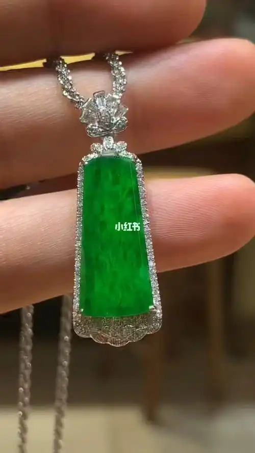 上新7818k真金真钻镶嵌阳绿平安无事牌