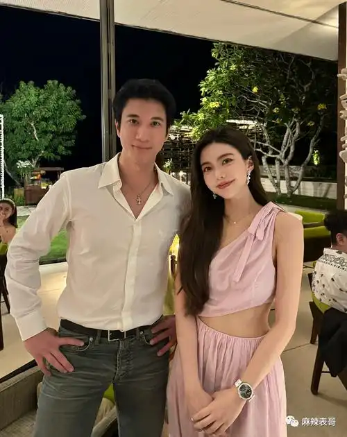 潘玮柏婚都结了,怎么还和老婆避嫌啊?