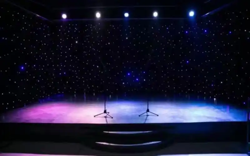 北京舞台实景影棚|舞台上闪耀的自己