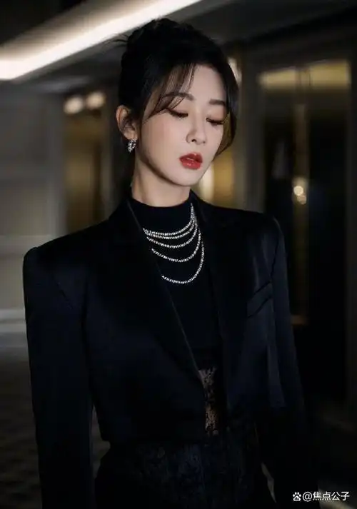 野心是女明星最好的医美?杨紫气场全开,网友:有作品就有底气!