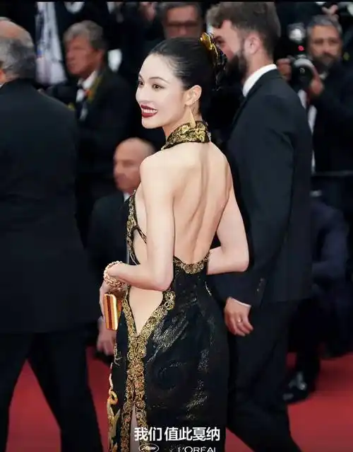 总体而言,钟楚曦此次在戛纳电影节红毯上的表现还是不错的.