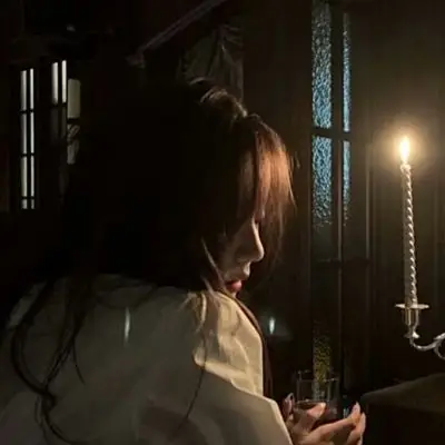 厌世女头温柔扑空了才会长记性