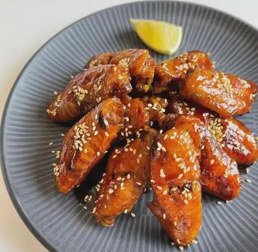 可乐鸡翅,一道鲜嫩可口的美食