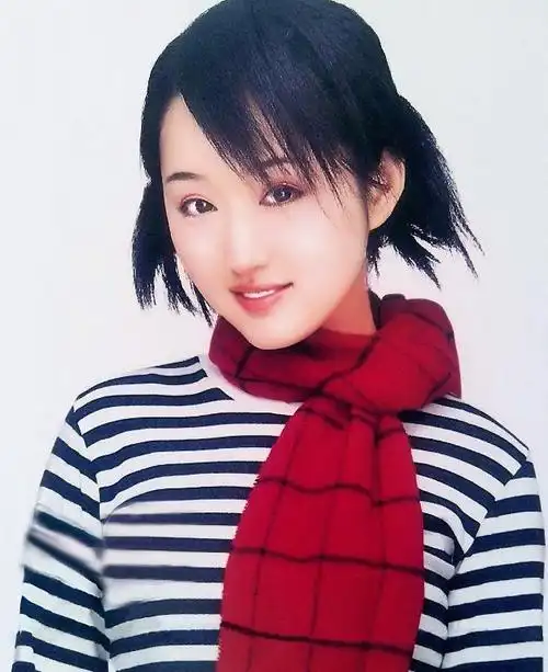 杨钰莹个人资料及简介(杨钰莹事业巅峰为何隐退)_科蓝科技