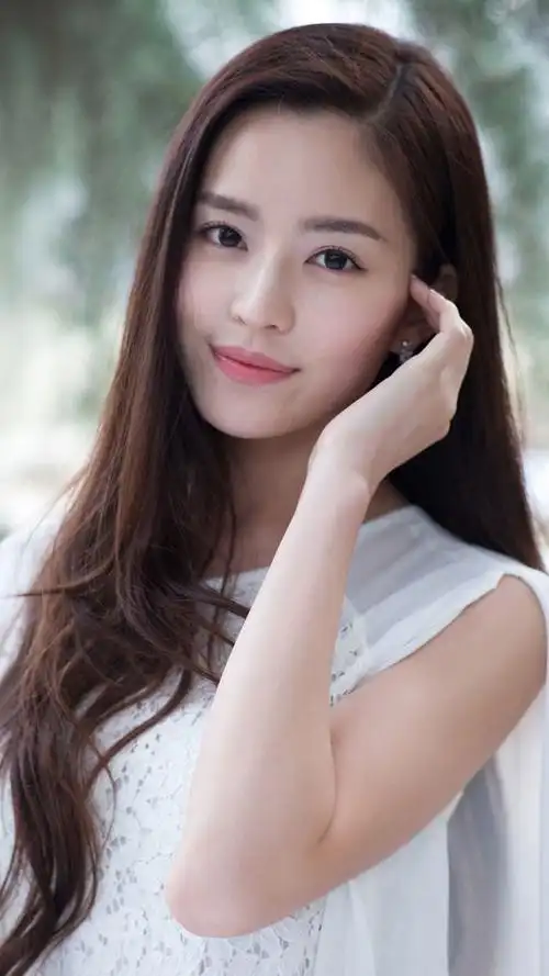 深大校花温心写真高清手机壁纸