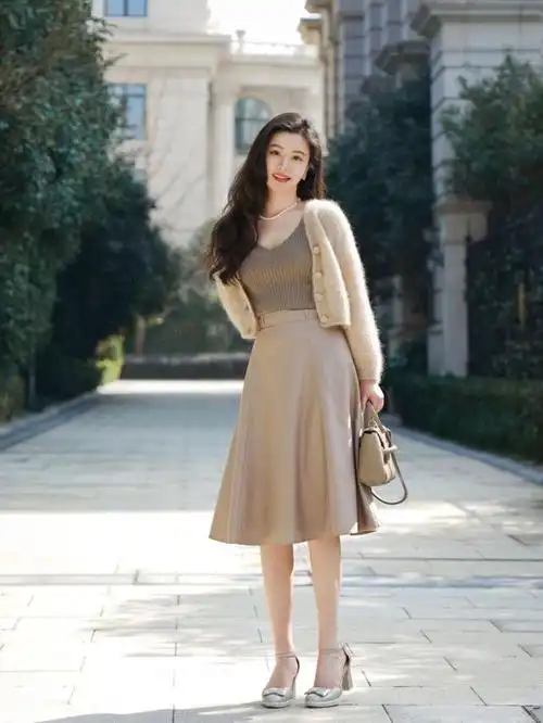 拍好看的全身照不求人,7个姿势学起来,照片高级人也美