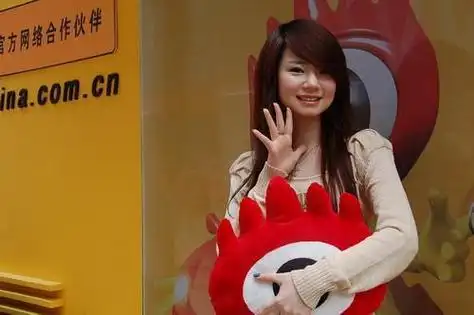 戚薇曾公开的恋情有两段,一段是在2006年《我型我秀》上认识的选手