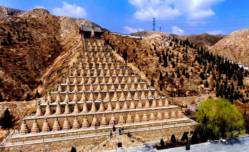 全国重点点保护文物青铜峡108塔