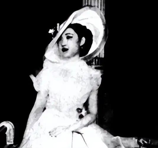 张学良一生有三个老婆,放着貌美如花的原配不要,却和她合葬美国