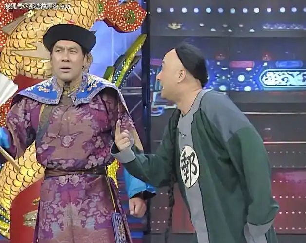 在之前两年的春晚舞台上,陈佩斯和朱时茂连续演出了《大